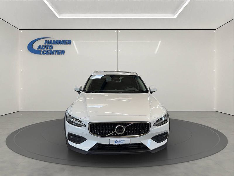 Volvo  Cross Country 2.0 B5 Ultimate